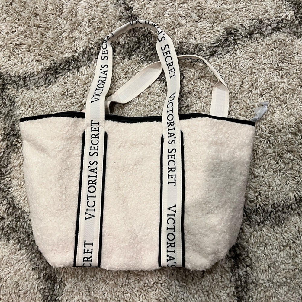 Victorias Secret VS Large Tote Bag Cozy Plush Sherpa Fleece Ivory Off White NEW